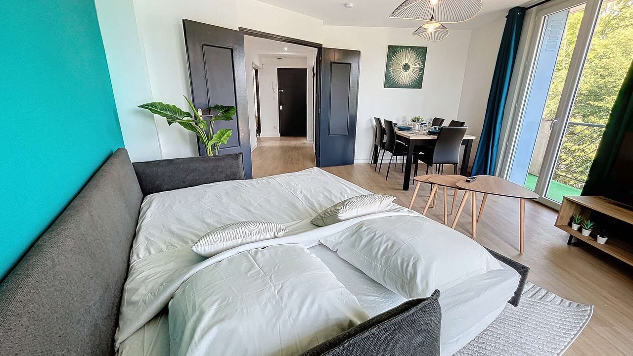 Photo of Bedroom in Jolimont-Soupetard-Bonhoure