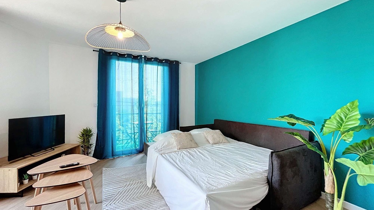 Photo of Bedroom in Jolimont-Soupetard-Bonhoure