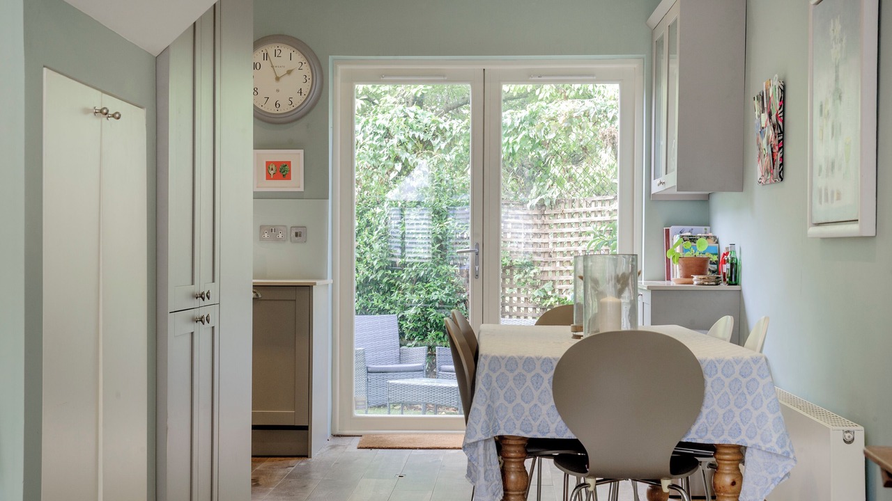 Photo of Others in Earlsfield