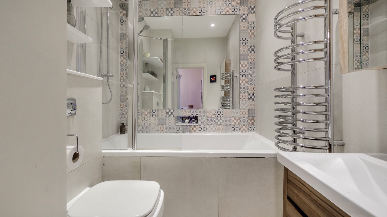 Photo of Bathroom in Earlsfield