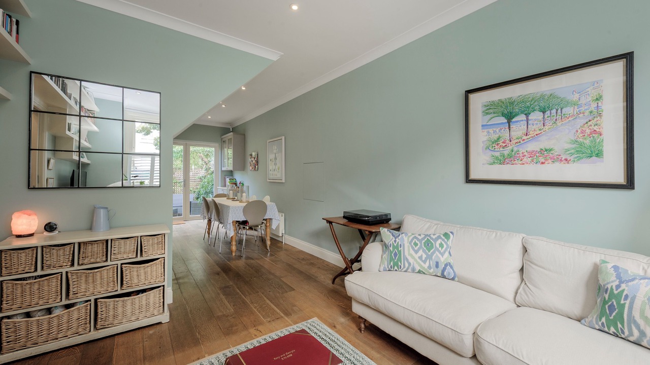 Photo of Livingroom in Earlsfield