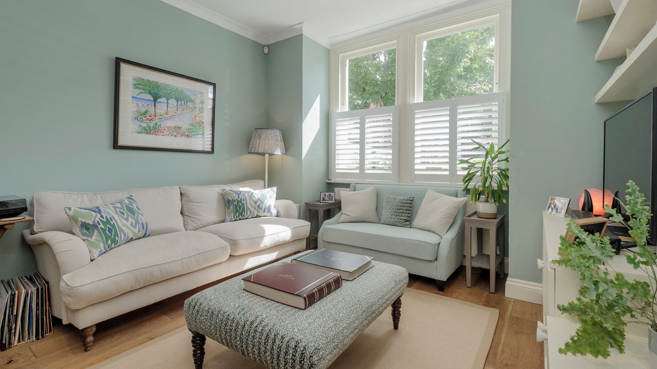 Photo of Livingroom in Earlsfield