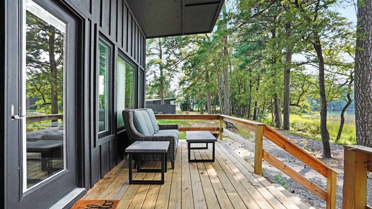 Photo of Patio Balcony in Locustville