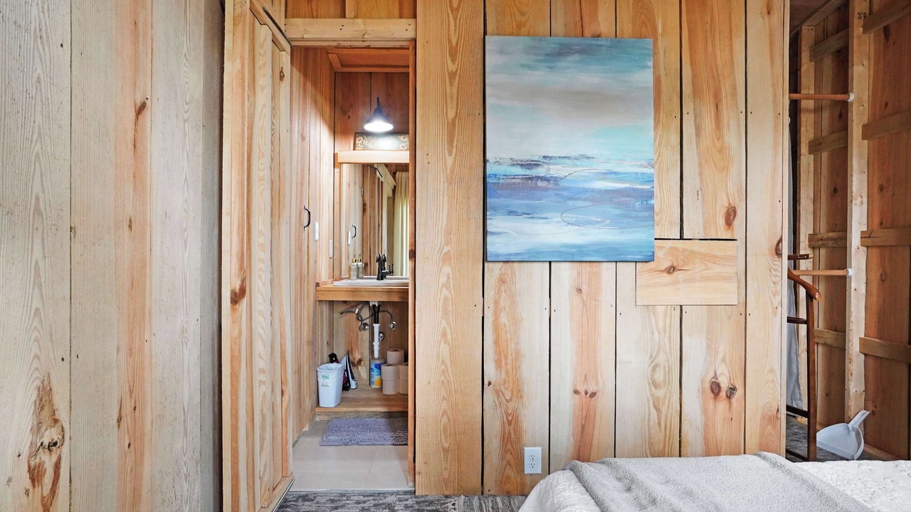 Photo of Bedroom in Locustville