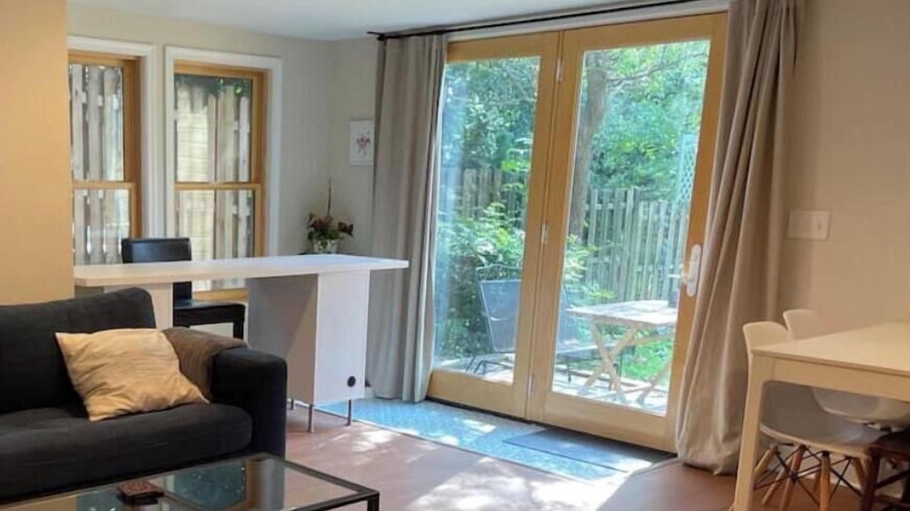 Photo of Livingroom in Takoma Park