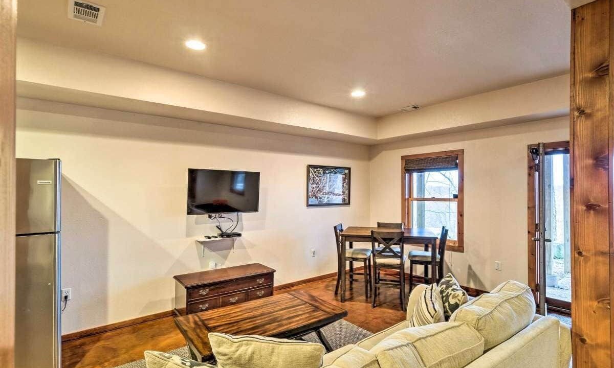 Photo of Bedroom in Sylvan Shores