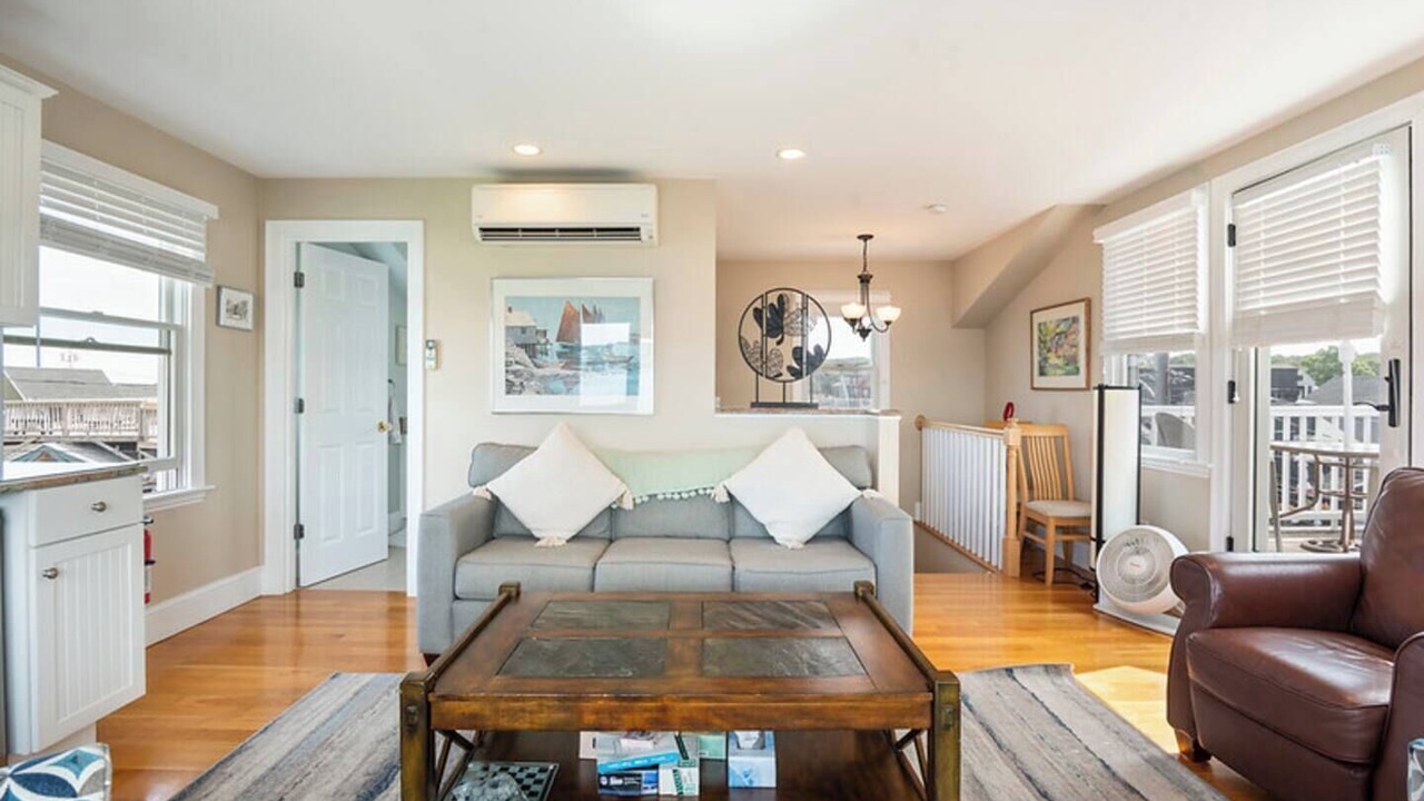 Photo of Livingroom in Rockport