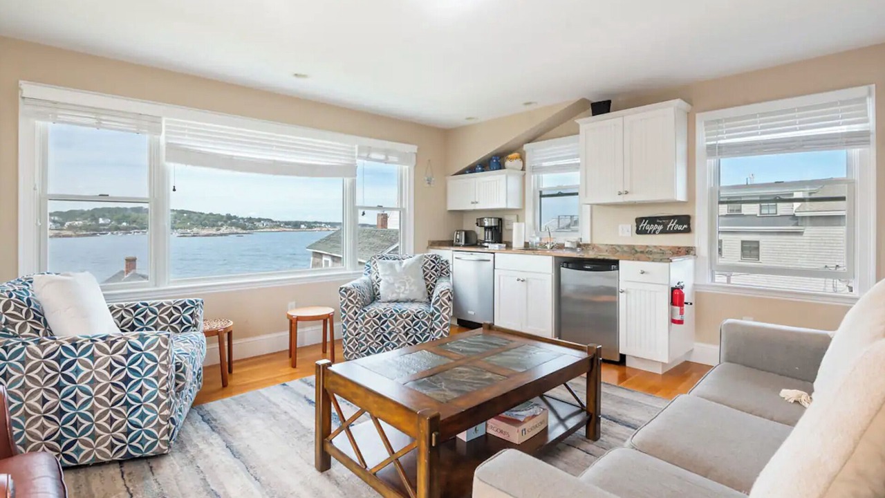 Photo of Livingroom in Rockport