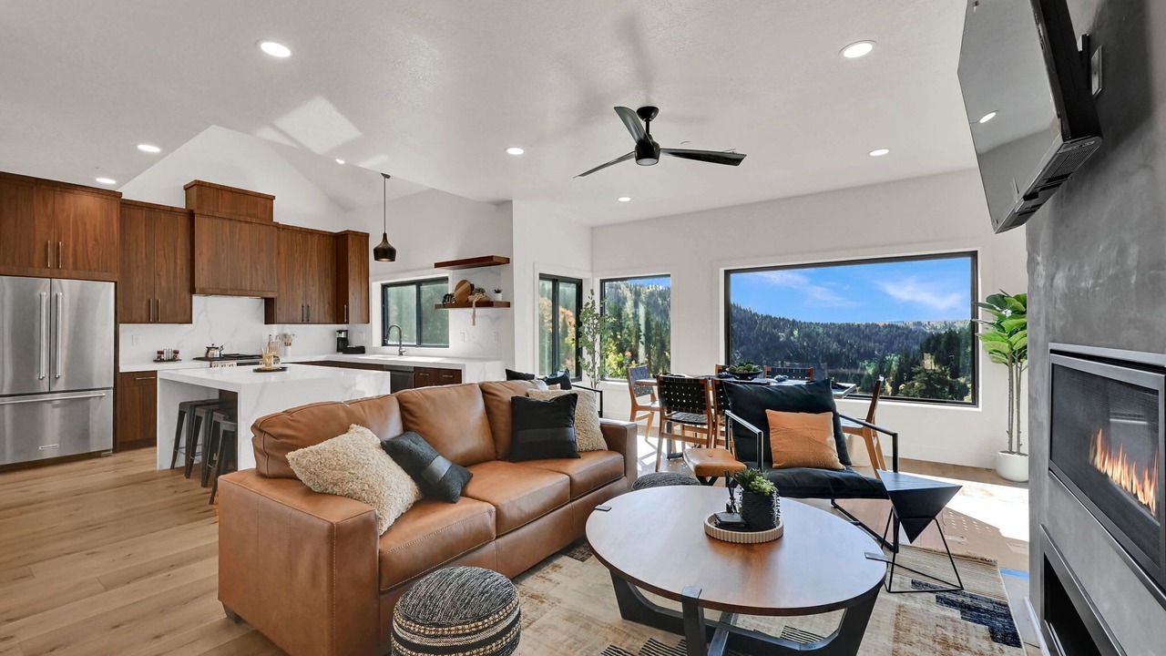 Photo of Livingroom in Powder Mountain