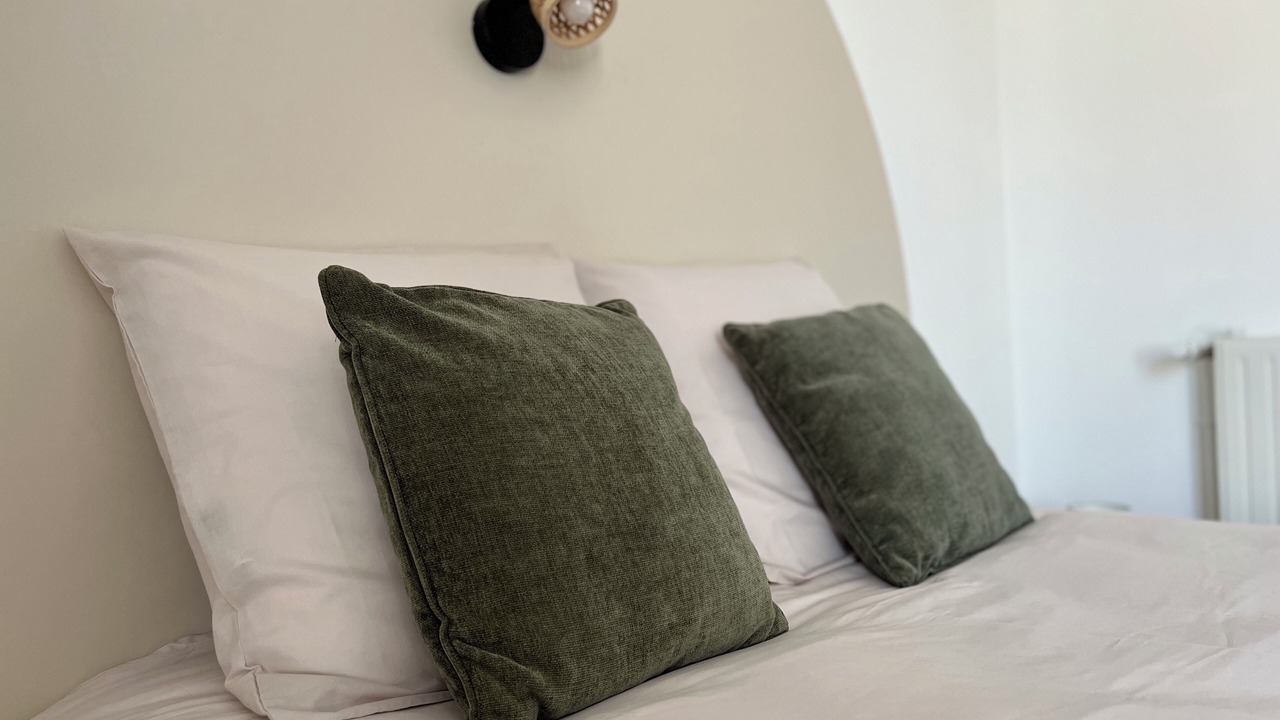 Photo of Bedroom in Pontorson
