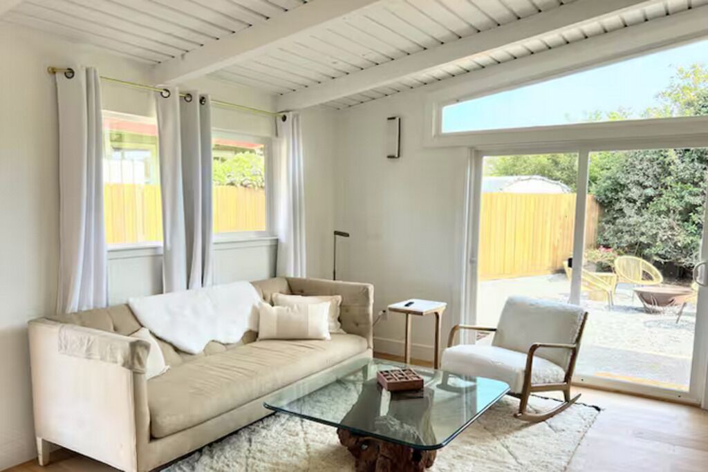 Photo of Livingroom in McKinleyville