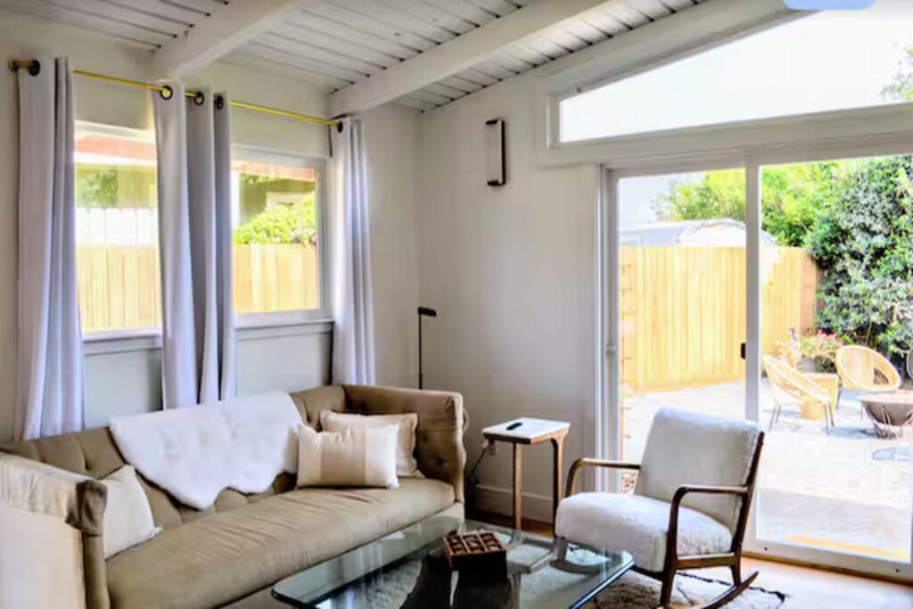 Photo of Livingroom in McKinleyville