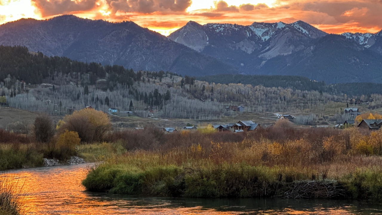 Photo of Others in Alpine