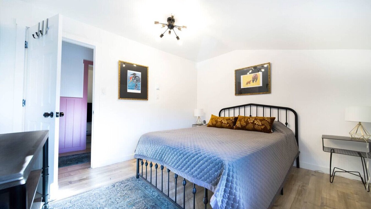 Photo of Bedroom in Erbs Cove