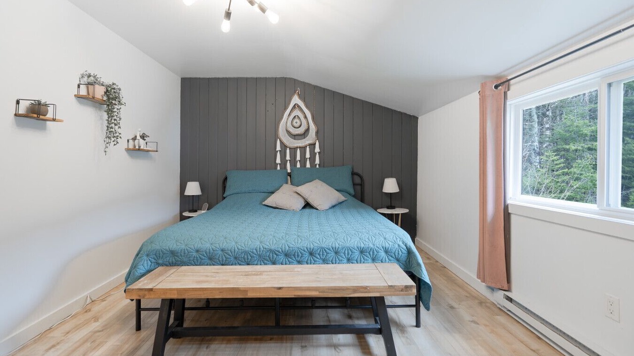 Photo of Bedroom in Erbs Cove