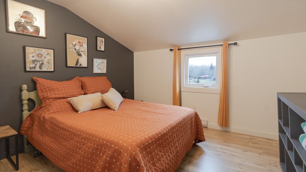 Photo of Bedroom in Erbs Cove