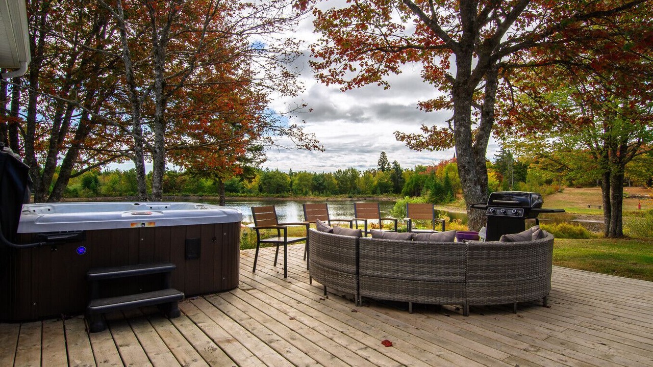 Photo of Patio Balcony in Erbs Cove