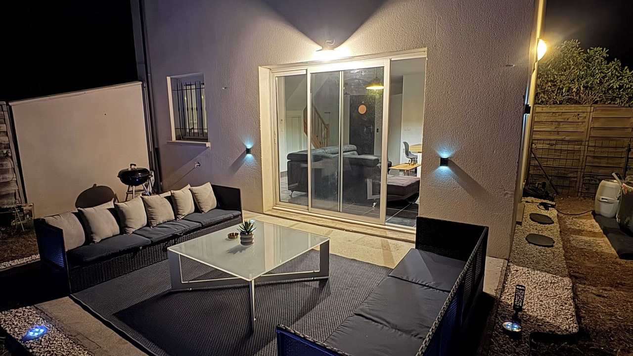 Photo of Patio Balcony in Ambares-et-Lagrave