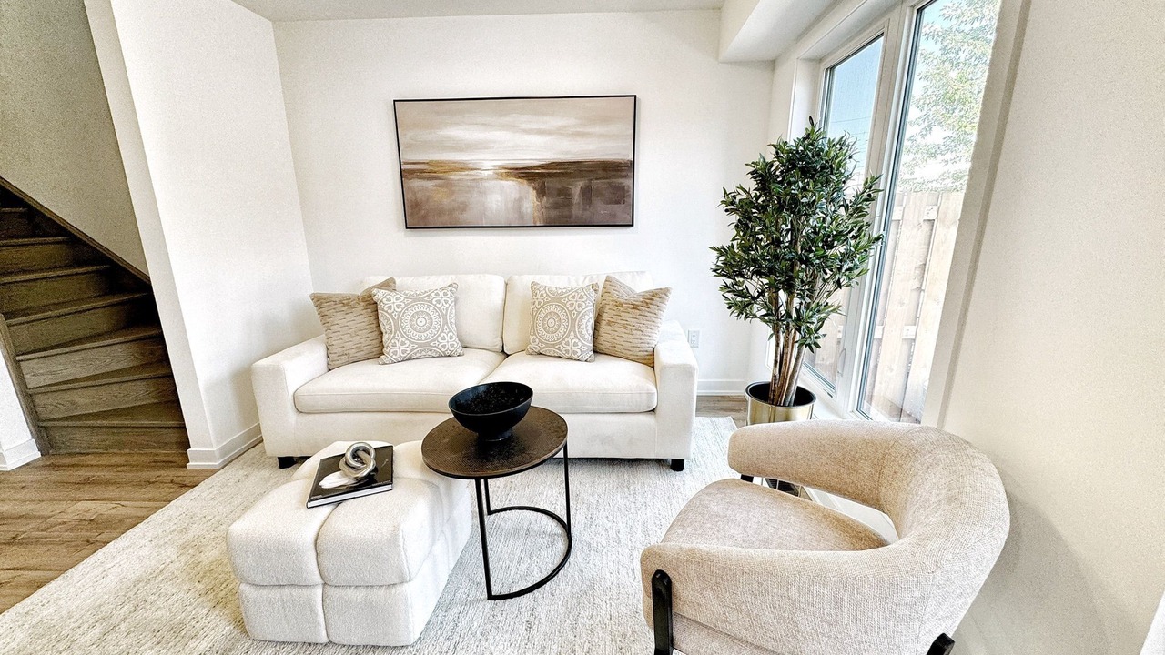 Photo of Livingroom in Welland