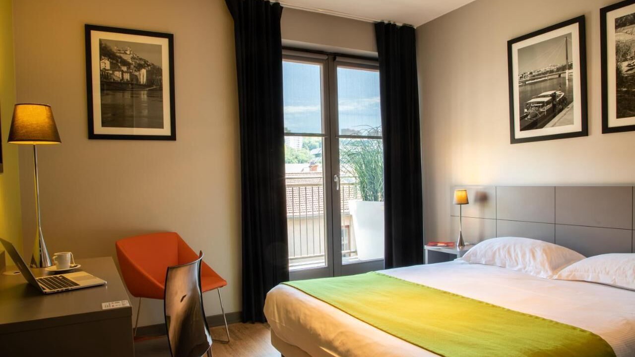 Photo of Others in 9th Arrondissement