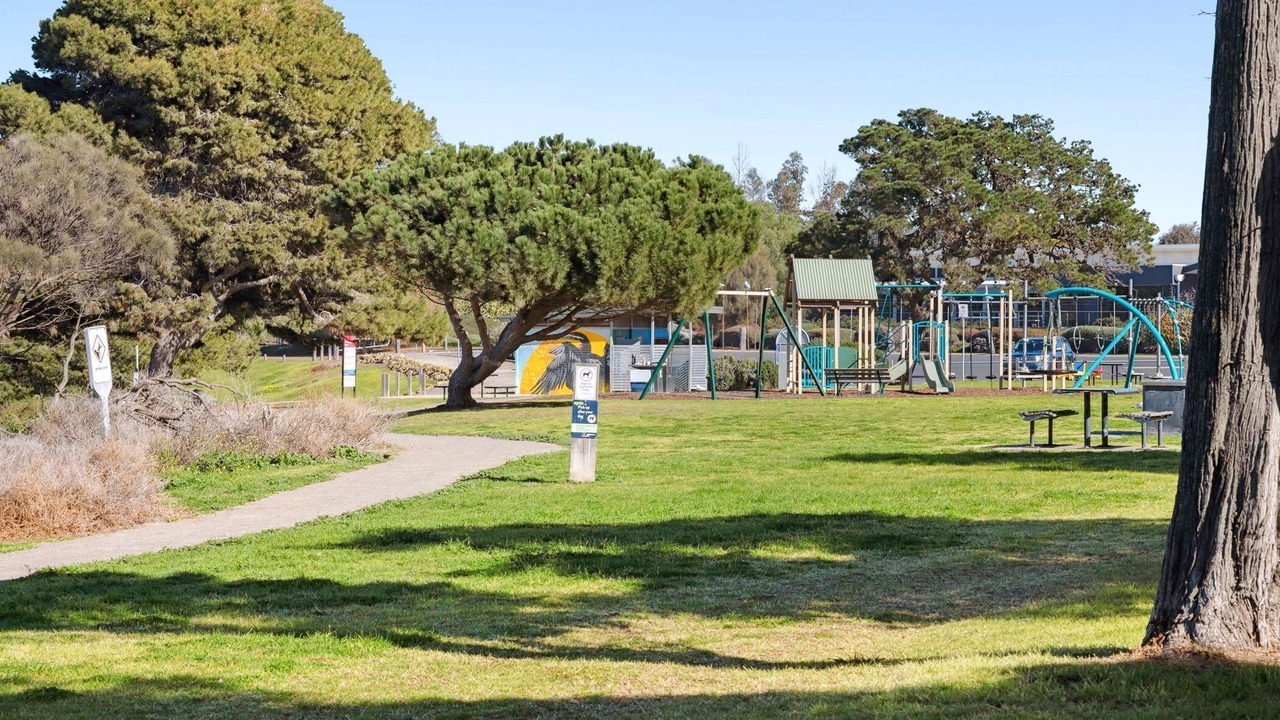 Photo of Others in North Shore