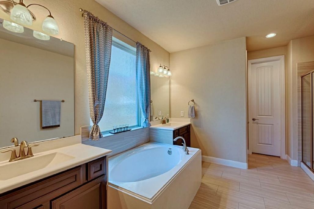 Photo of Bathroom in Atascocita