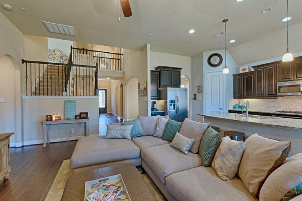 Photo of Livingroom in Atascocita