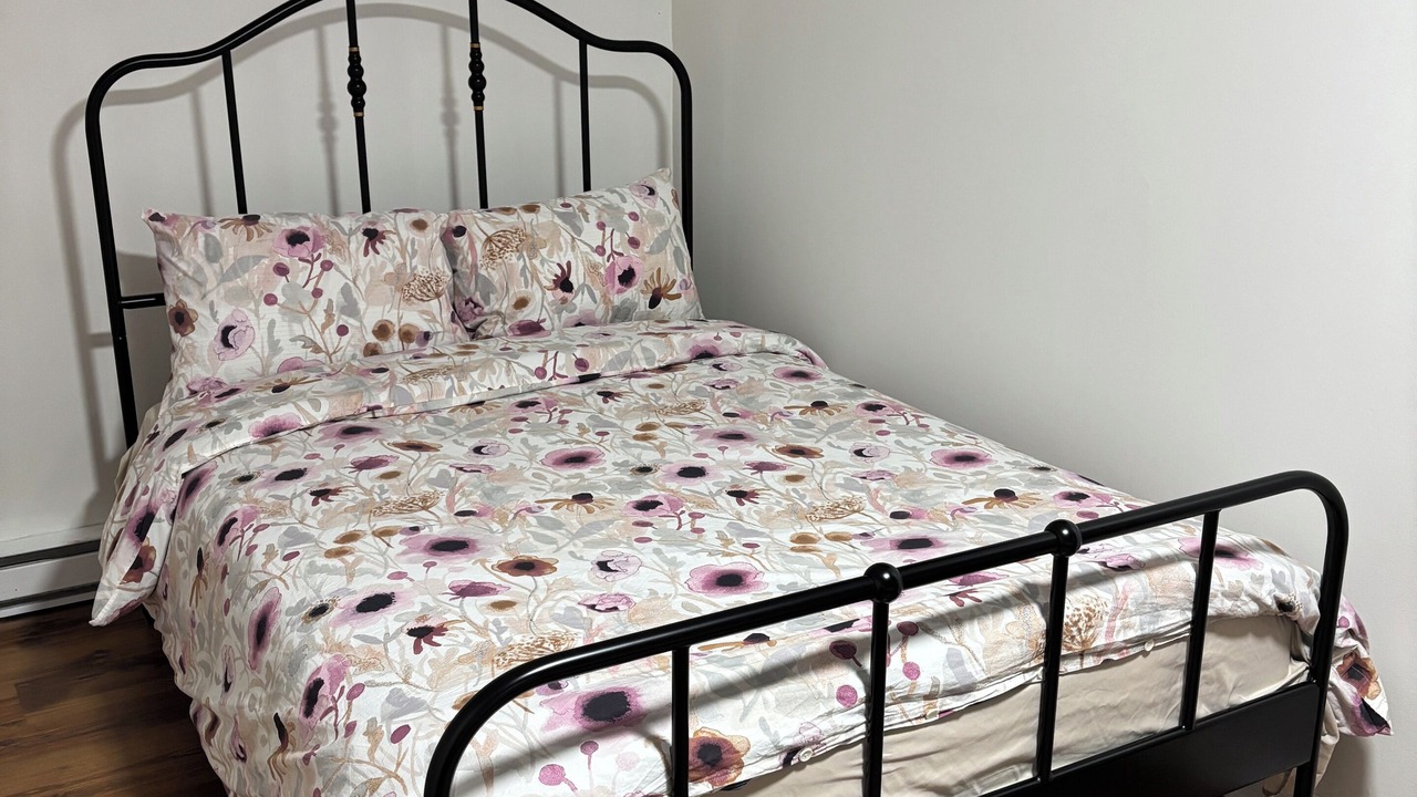 Photo of Bedroom in Pincourt