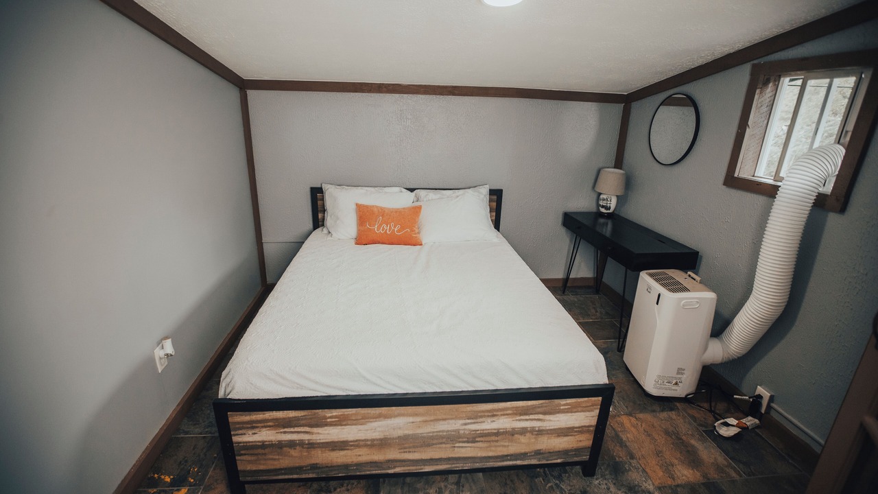 Photo of Bedroom in Saugerties