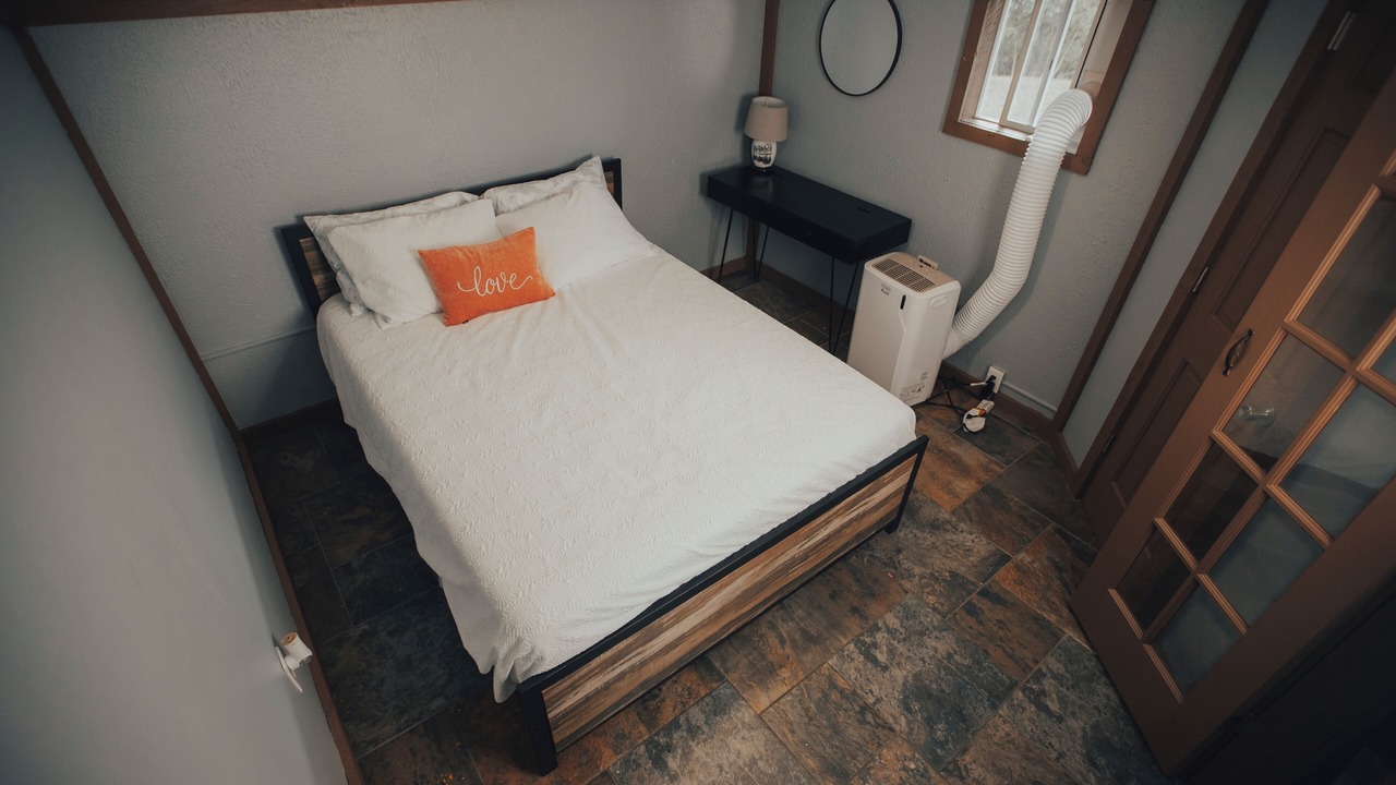 Photo of Bedroom in Saugerties