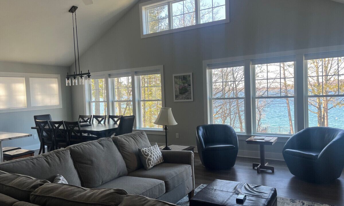 Photo of Livingroom in Skaneateles