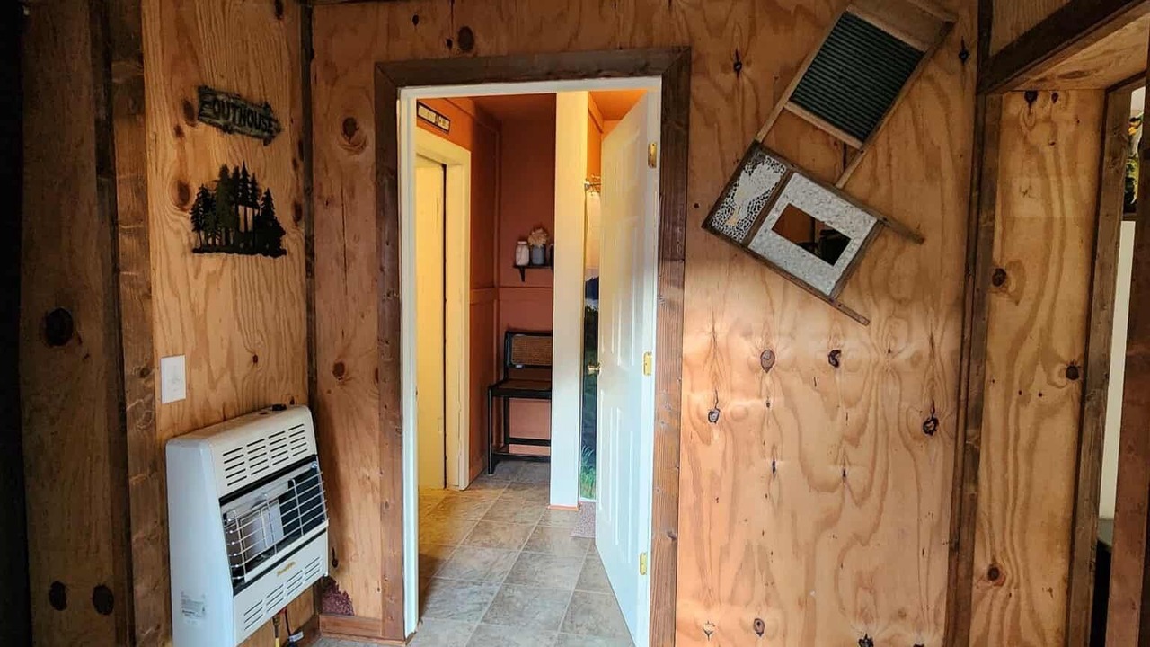 Photo of Bedroom in Northfork