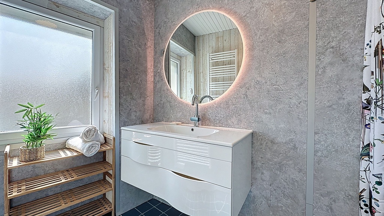 Photo of Bathroom in La Rogere