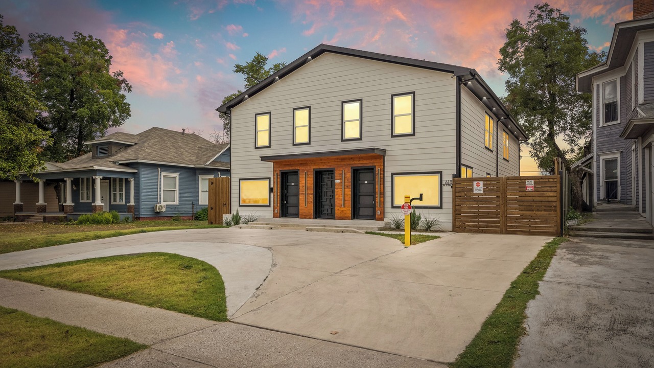 Photo of Outdoor in Oak Cliff