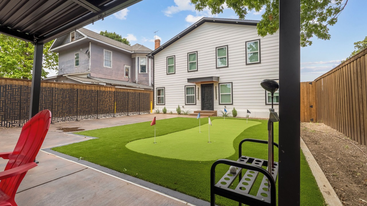 Photo of Outdoor in Oak Cliff