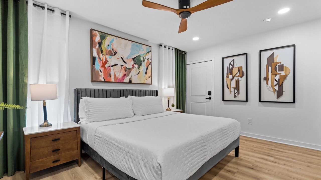 Photo of Bedroom in Oak Cliff
