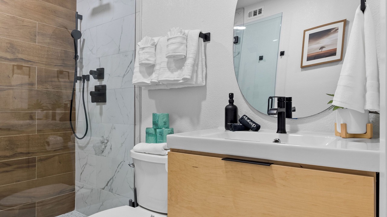 Photo of Bathroom in Oak Cliff