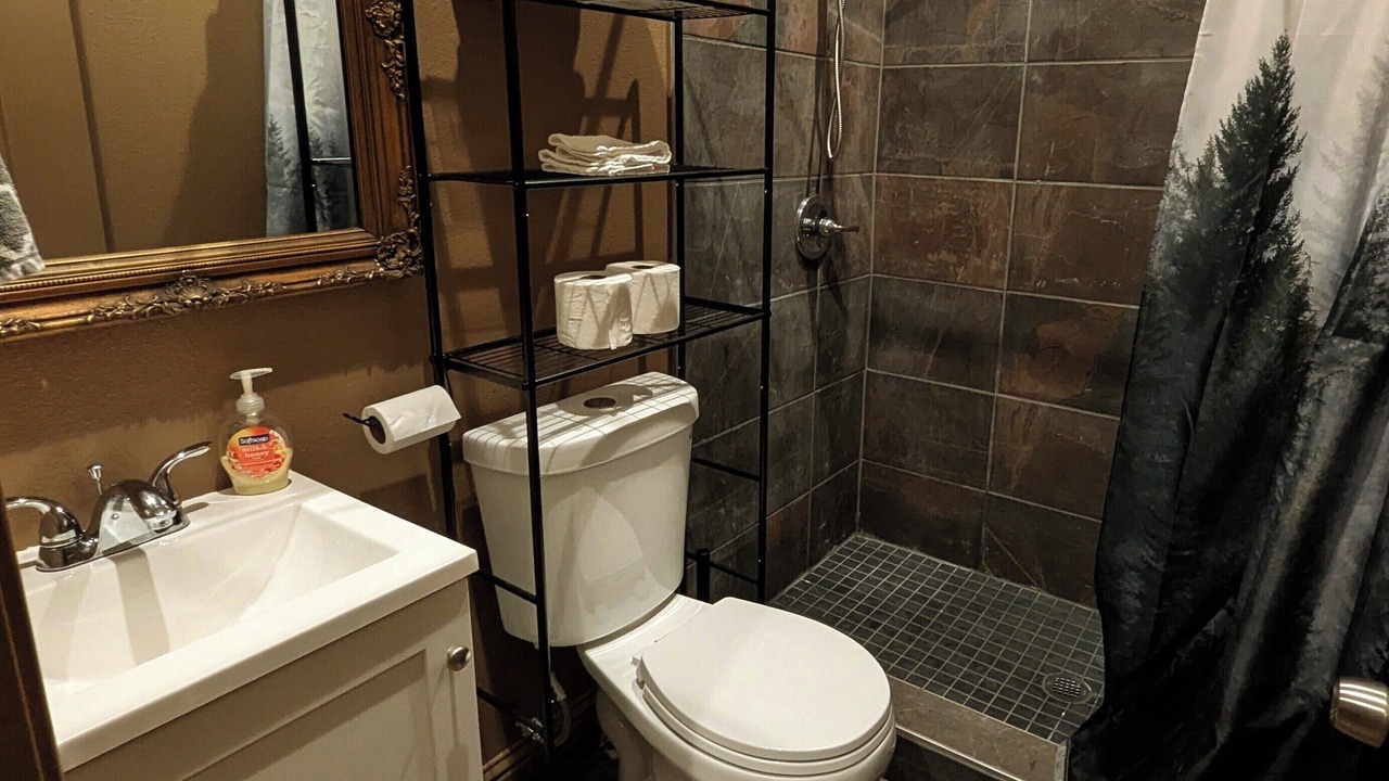 Photo of Bathroom in Clovis