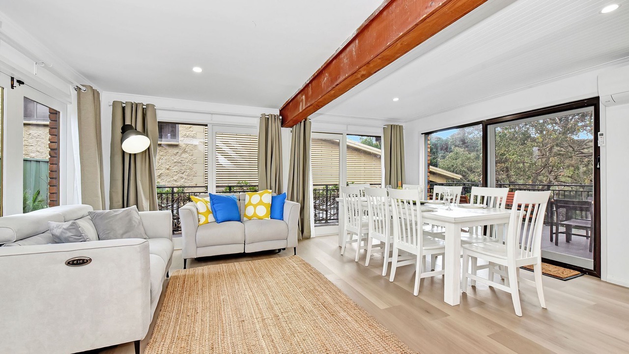 Photo of Others in Caves Beach