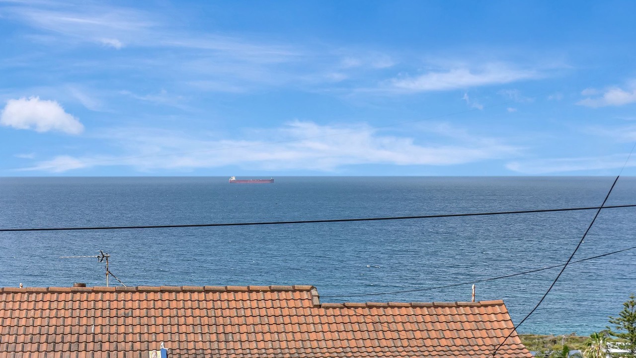 Photo of Others in Caves Beach