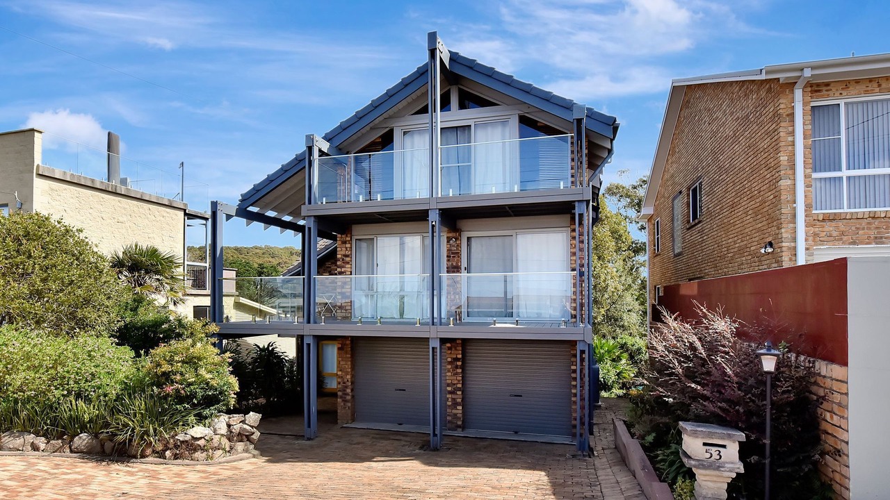 Photo of Outdoor in Caves Beach