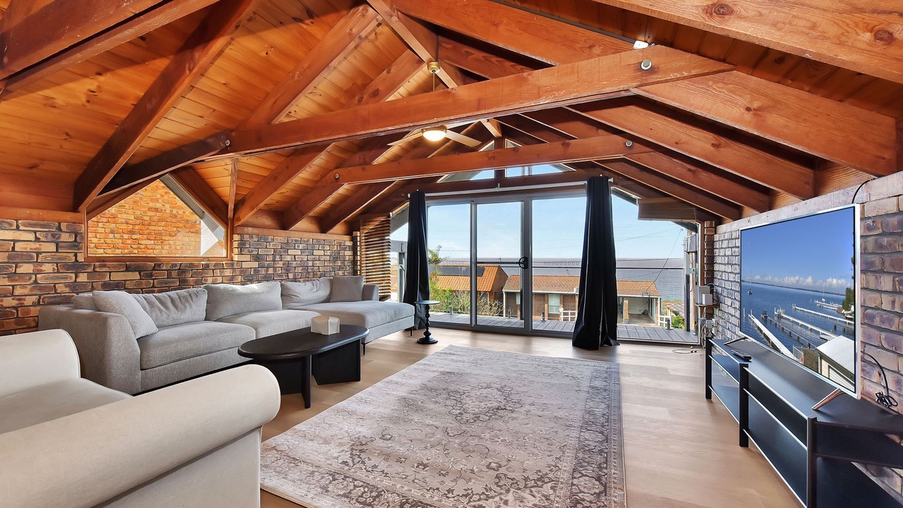 Photo of Livingroom in Caves Beach