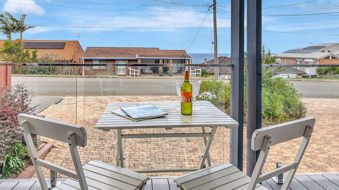 Photo of Others in Caves Beach