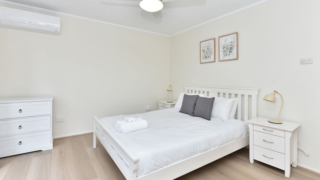 Photo of Others in Caves Beach