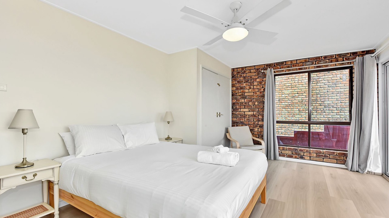 Photo of Others in Caves Beach