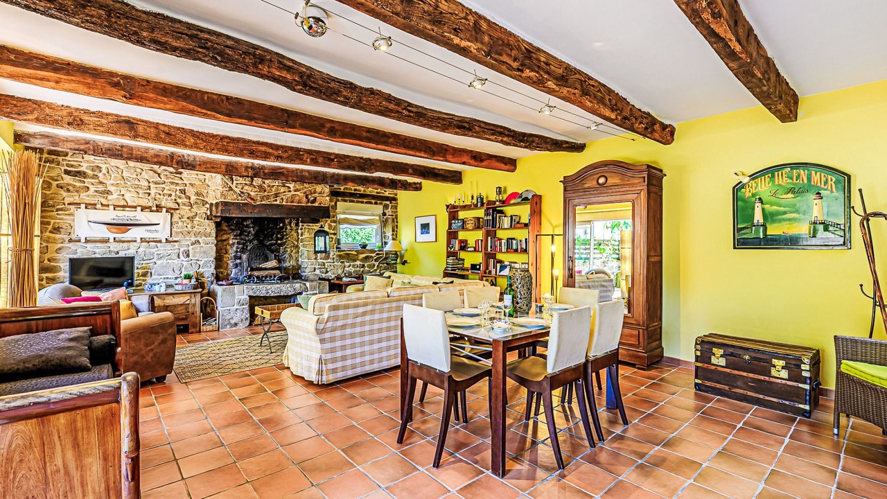 Photo of Livingroom in Plougoumelen