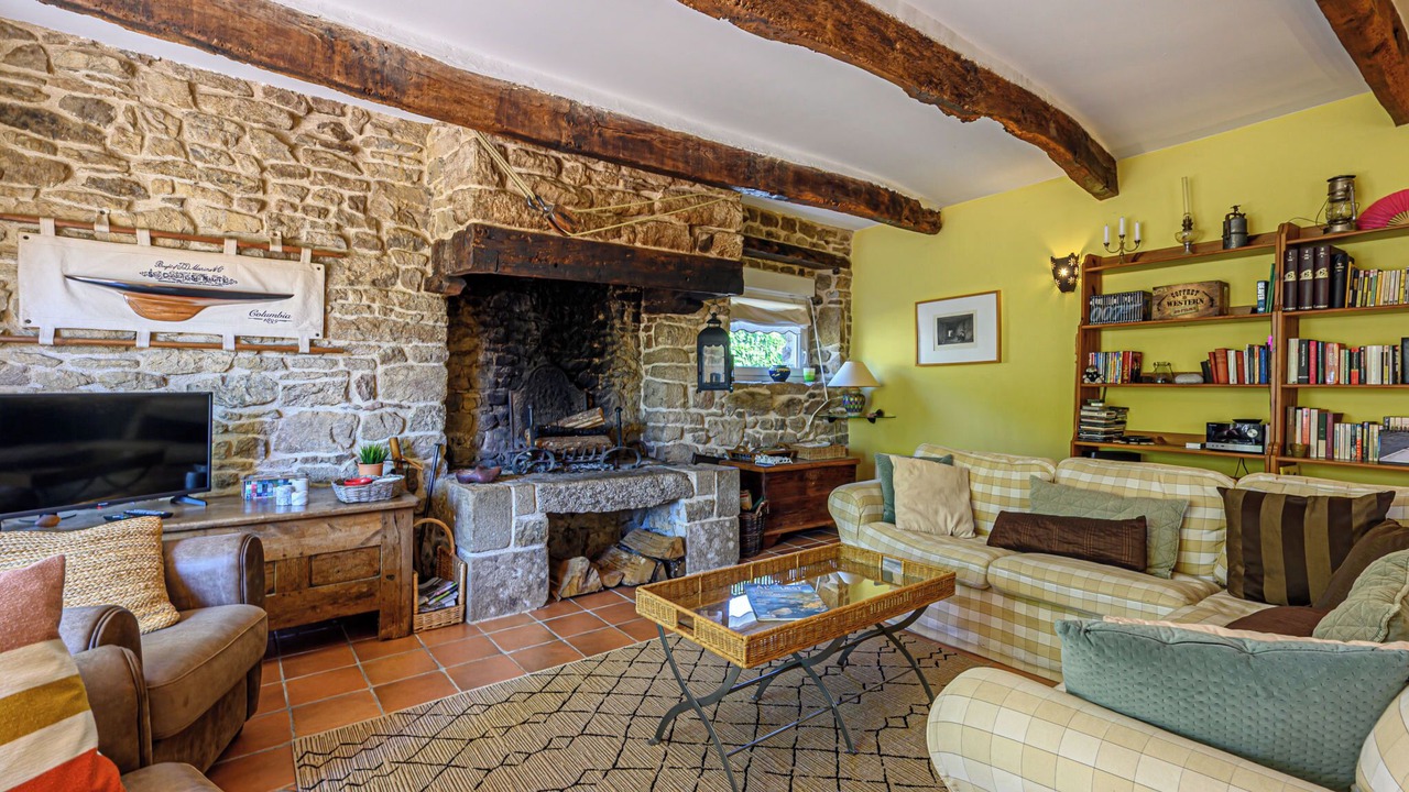 Photo of Livingroom in Plougoumelen