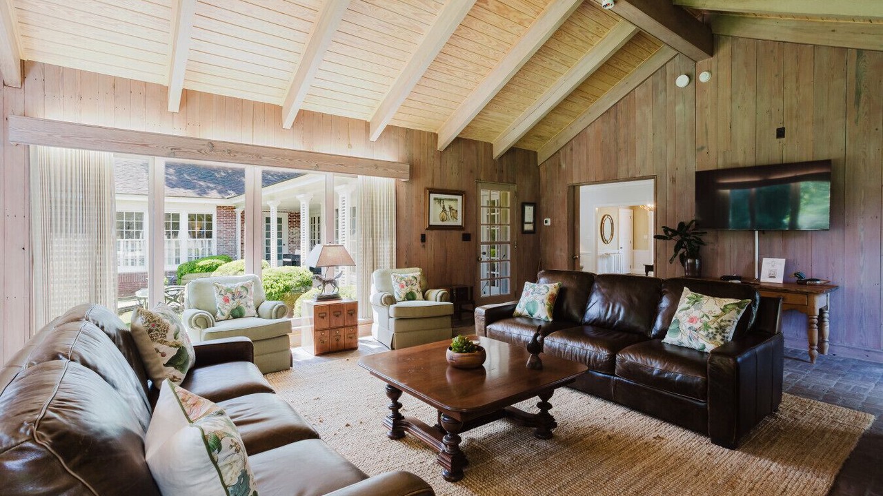 Photo of Livingroom in Fowlstown