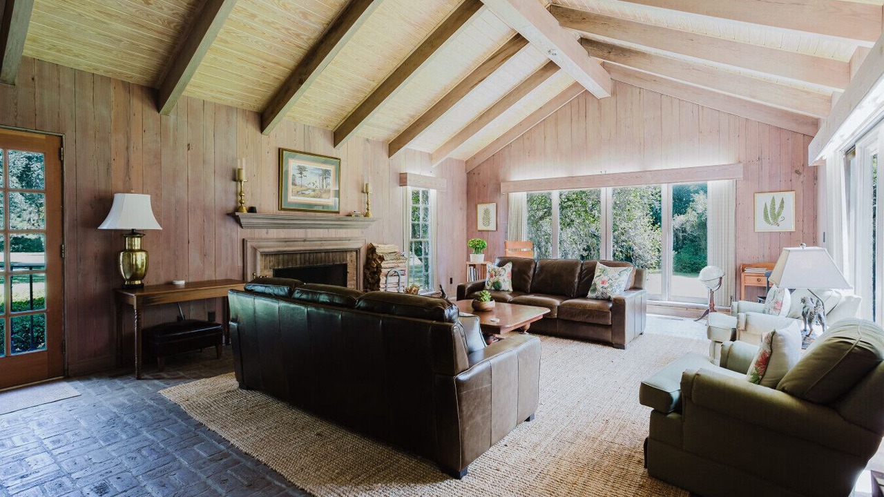 Photo of Livingroom in Fowlstown