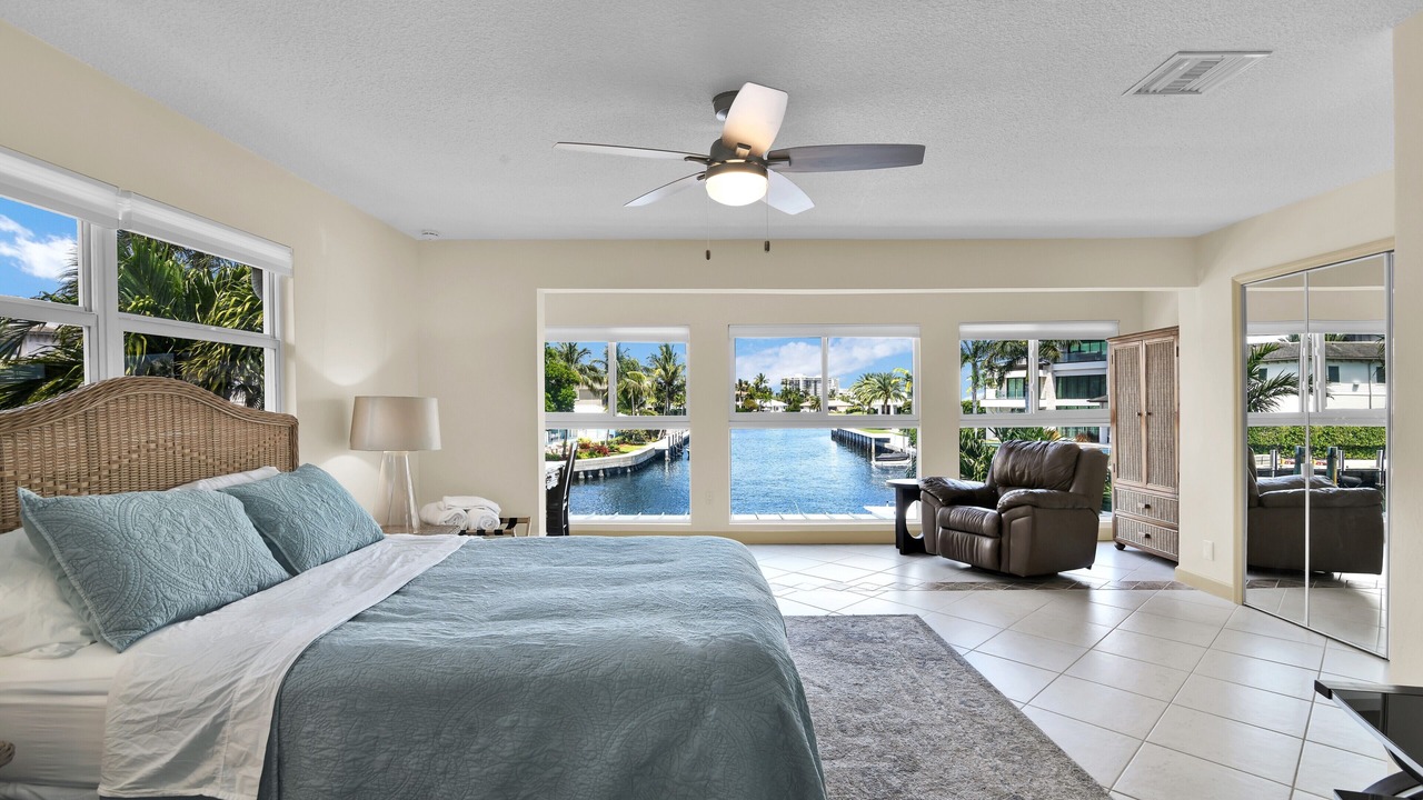 Photo of Bedroom in Highland Beach